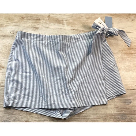 New Southern Tide Blue And White Seersucker Skort Women's Size 12